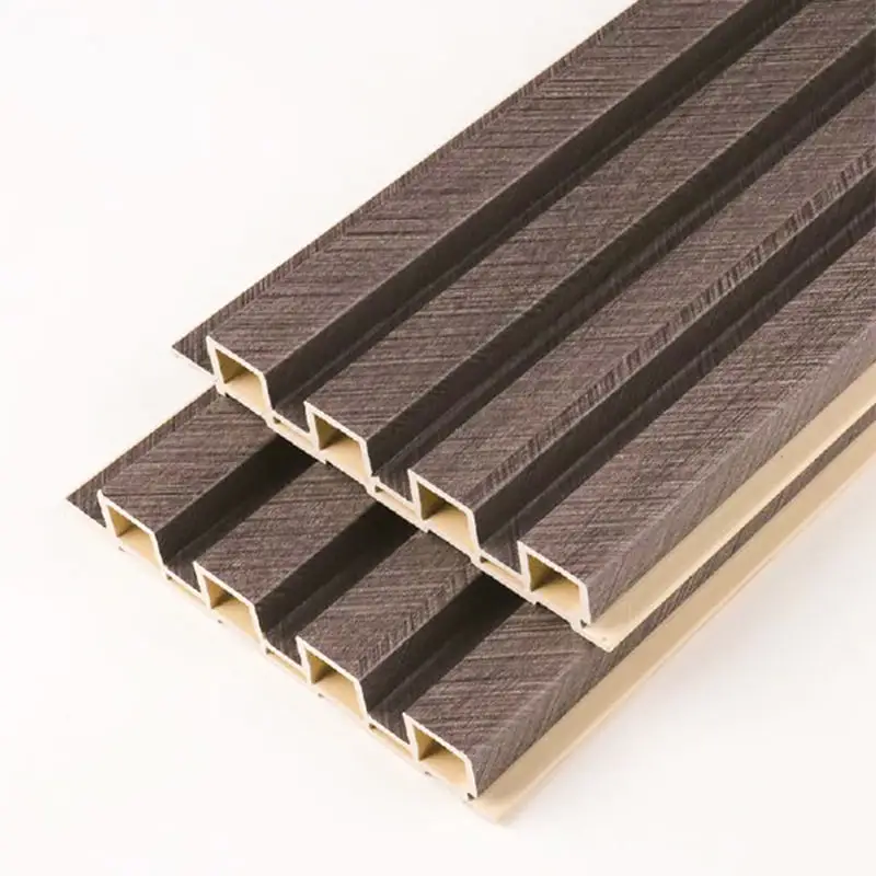 Papan Dinding Bergalur Kayu Plastik Komposit Kayu Empat bar